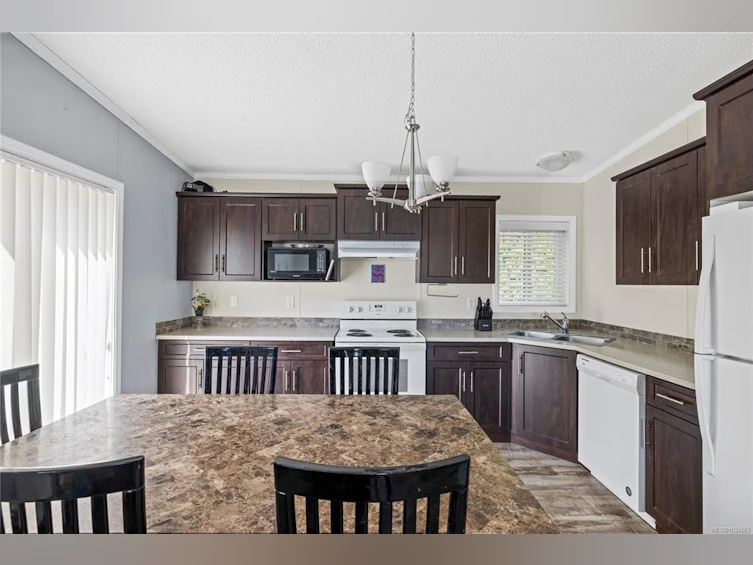 885 Glenhale Crescent, French Creek, BC, V9P 1Z7 - 24