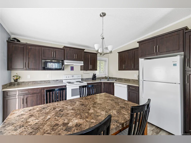 885 Glenhale Crescent, French Creek, BC, V9P 1Z7 - 26