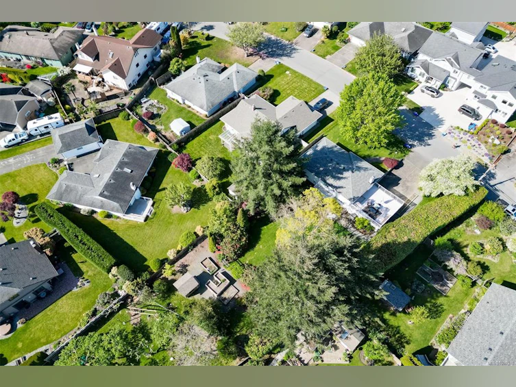 6635 Buena Vista Road, Central Saanich, BC, V8Z 5W8 - 29
