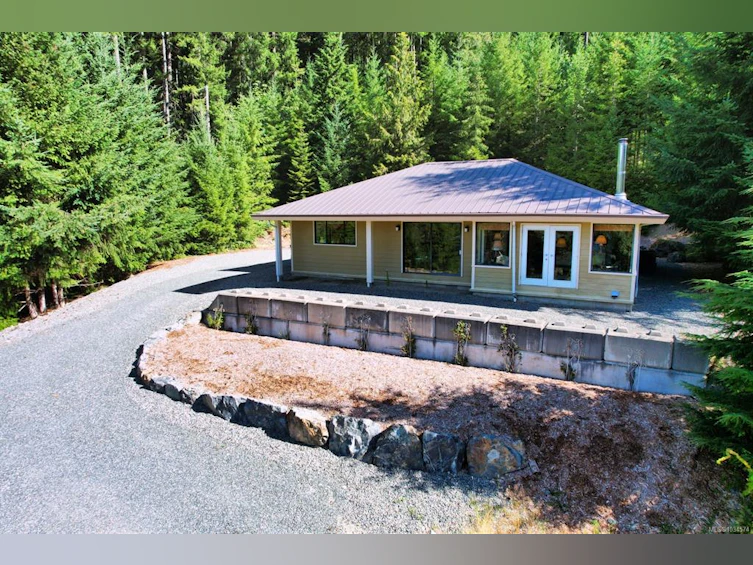 9871 Youbou Road, Youbou, BC, V0R 3E1 - 30