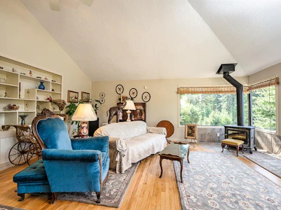 9871 Youbou Road - 5
