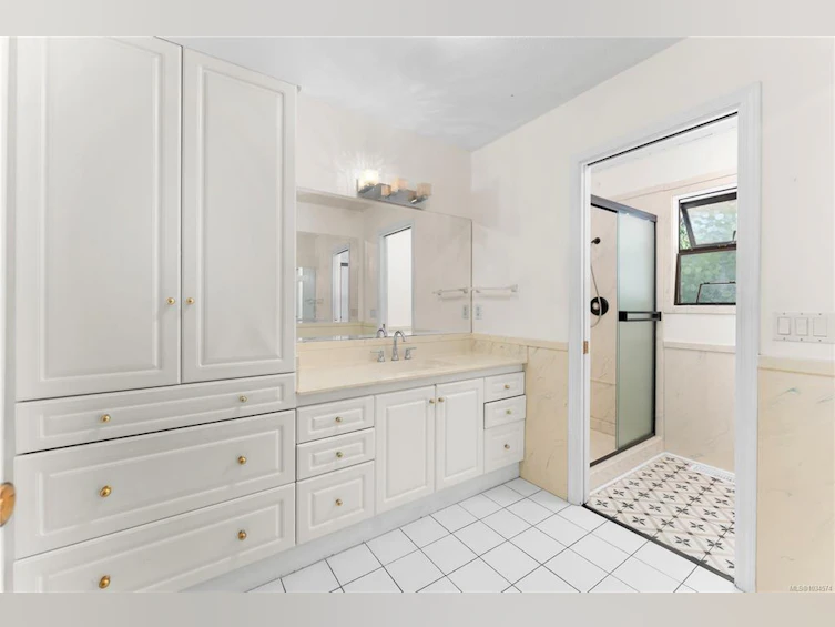 9871 Youbou Road, Youbou, BC, V0R 3E1 - 26