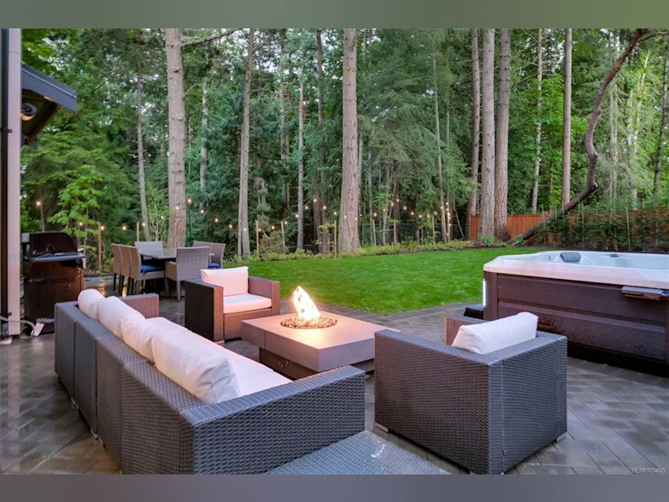 5157 Del Monte Avenue, Saanich, BC, V8Y 1X3 - 76