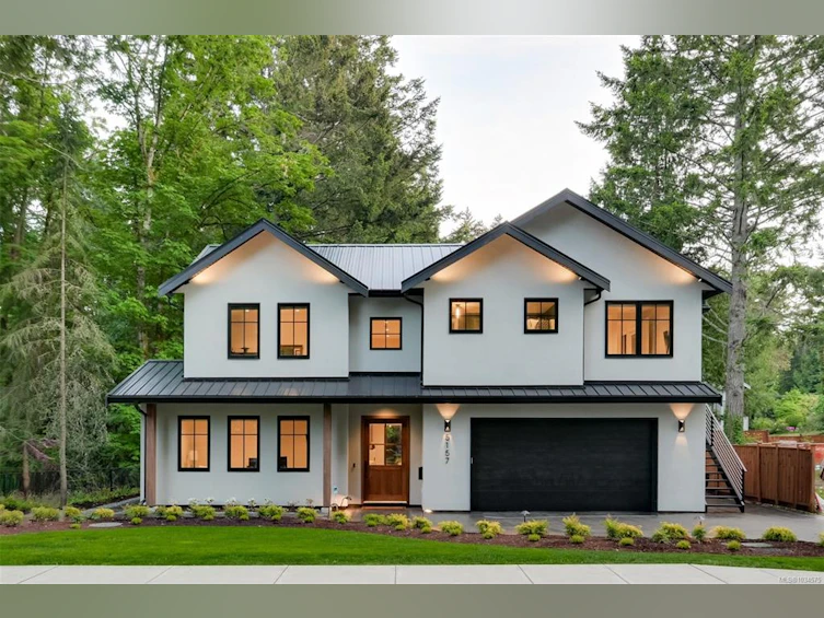 5157 Del Monte Avenue, Saanich, BC, V8Y 1X3 - 3