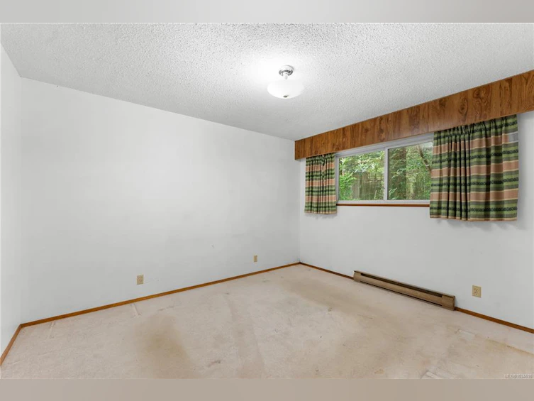 2420 Spring Beach Drive, Gabriola Island, BC, V0R 1X7 - 13