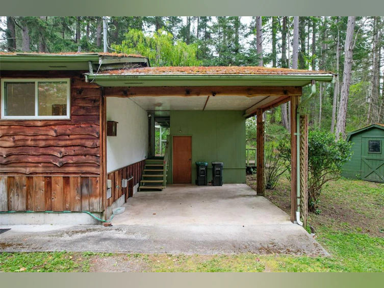 2420 Spring Beach Drive, Gabriola Island, BC, V0R 1X7 - 19