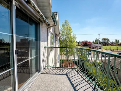 413-3133 Tillicum Road - 3