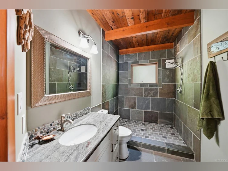 3864 Horne Lake Caves Road, Qualicum Beach, BC, V9K 2L7 - 26