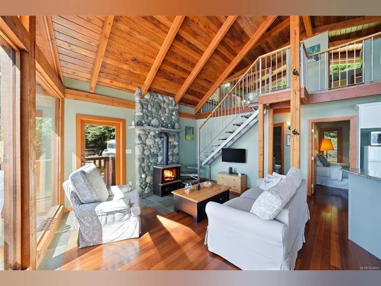 3864 Horne Lake Caves Road, Qualicum Beach, BC, V9K 2L7 - 20