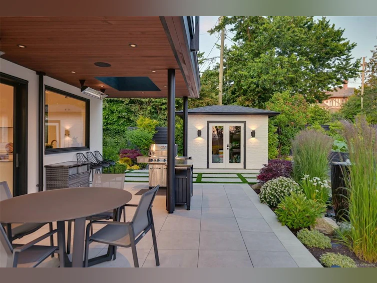 717 Robleda Crescent, Victoria, BC, V8S 3K6 - 68