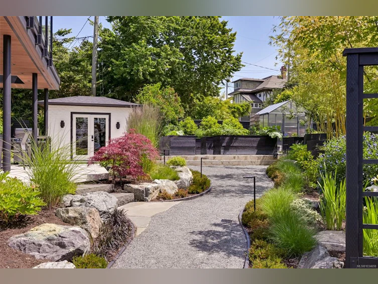 717 Robleda Crescent, Victoria, BC, V8S 3K6 - 69