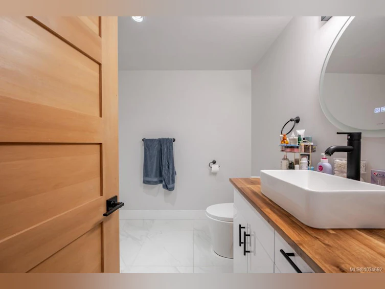 981 Pratt Road, Hilliers, BC, V9K 1W5 - 32