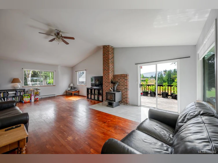 981 Pratt Road, Hilliers, BC, V9K 1W5 - 6