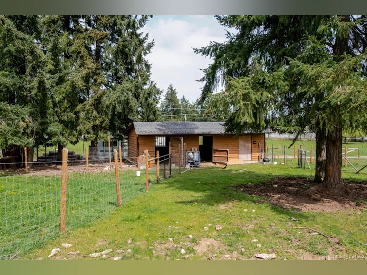 981 Pratt Road, Hilliers, BC, V9K 1W5 - 50