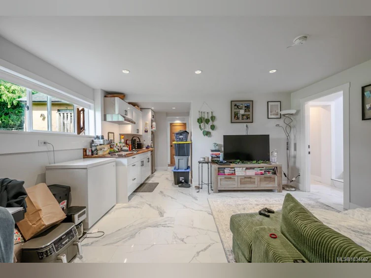 981 Pratt Road, Hilliers, BC, V9K 1W5 - 28
