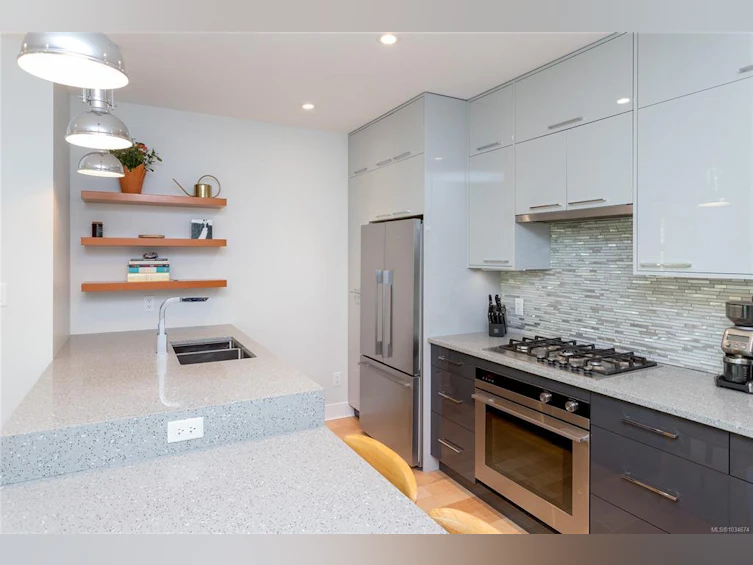 N408-1105 Pandora Avenue, Victoria, BC, V8V 3P9 - 12