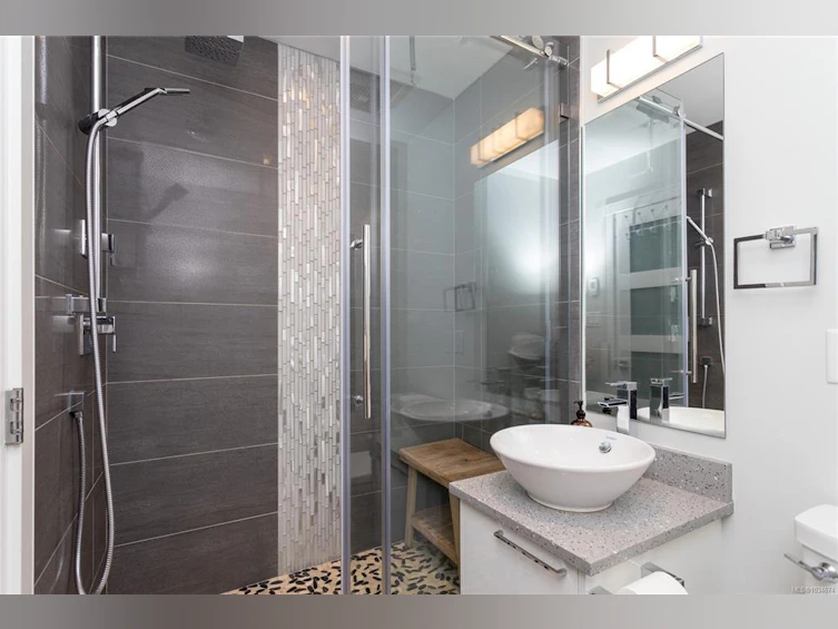 N408-1105 Pandora Avenue, Victoria, BC, V8V 3P9 - 16