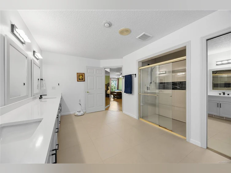 2315 Departure Bay Road, Nanaimo, BC, V9S 3V9 - 75