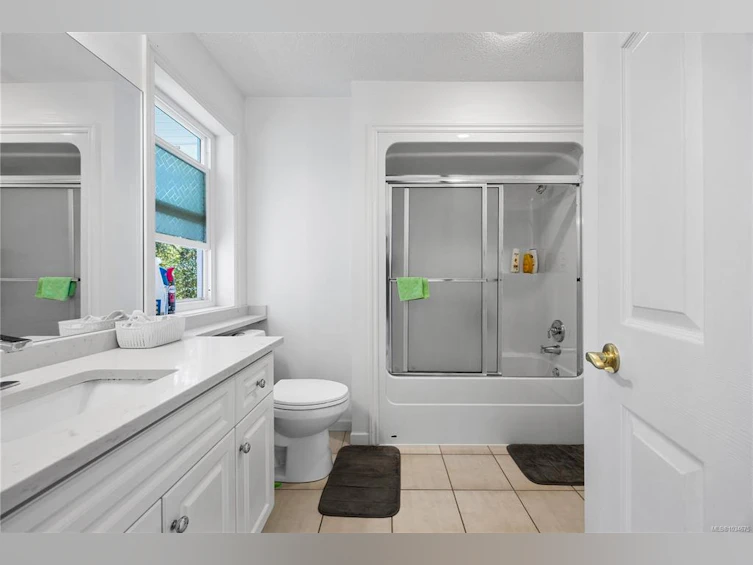 2315 Departure Bay Road, Nanaimo, BC, V9S 3V9 - 94