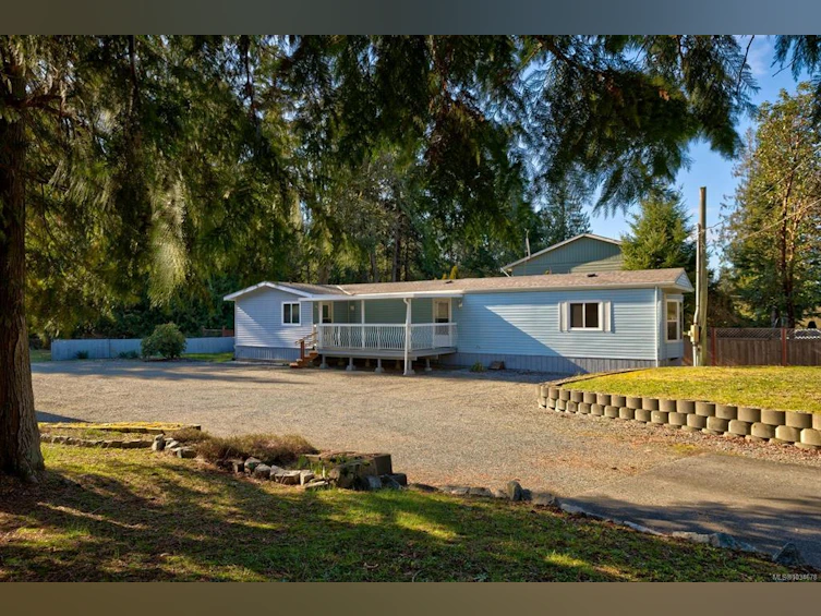 7079 Blackjack Drive, Nanaimo, BC, V0R 2H0 - 2