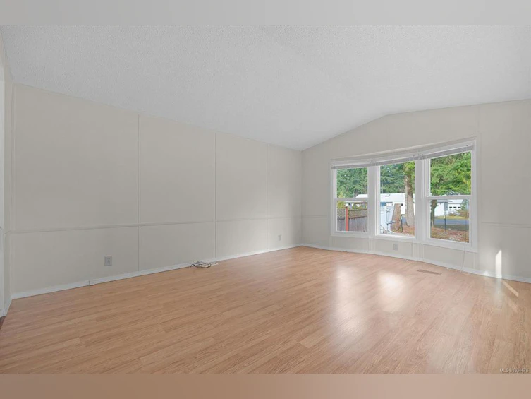7079 Blackjack Drive, Nanaimo, BC, V0R 2H0 - 8