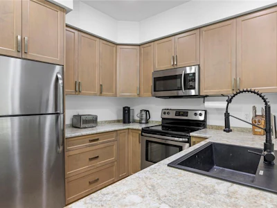117-4960 Songbird Place - 3