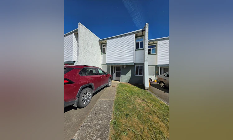 44-1957 Guthrie Road