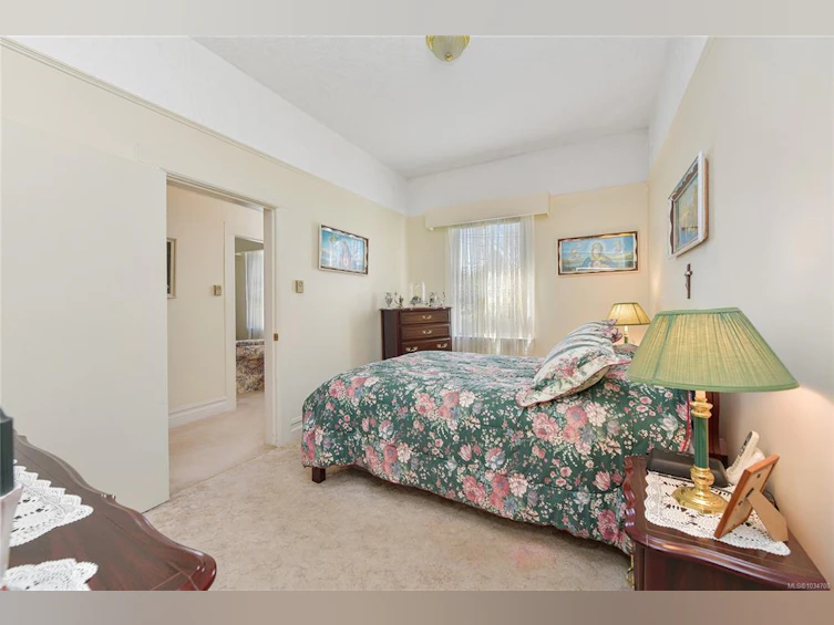 1701 Stanley Avenue, Victoria, BC, V8R 3X1 - 14