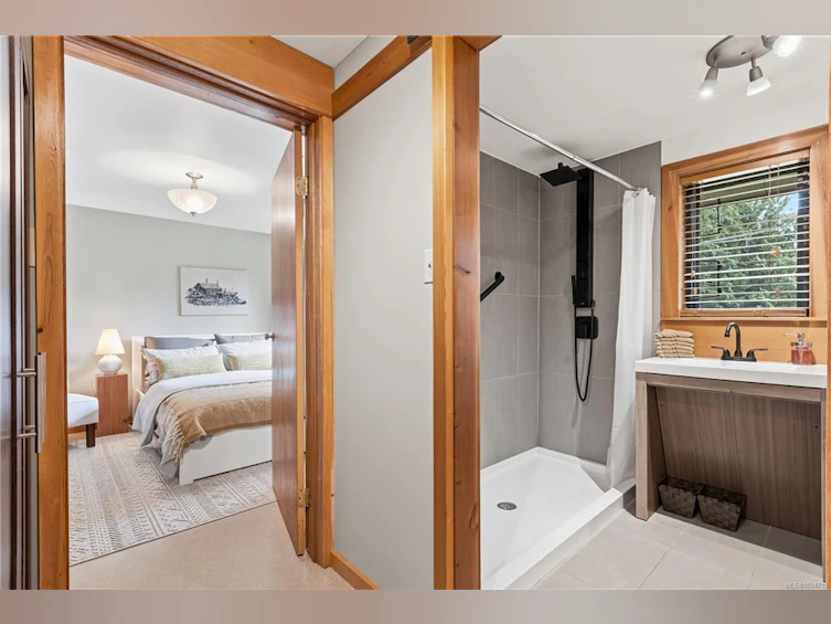 1420 Smithdale Road, Ucluelet, BC, V0R 3A0 - 6