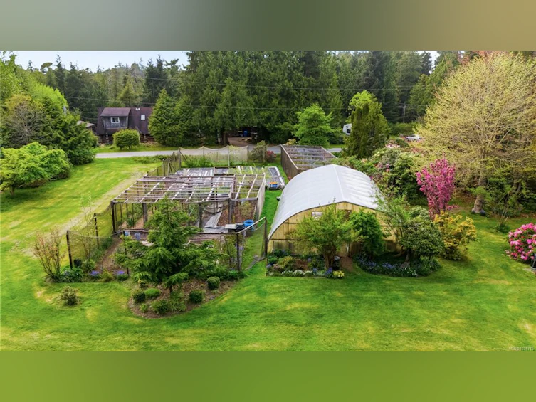 1420 Smithdale Road, Ucluelet, BC, V0R 3A0 - 44