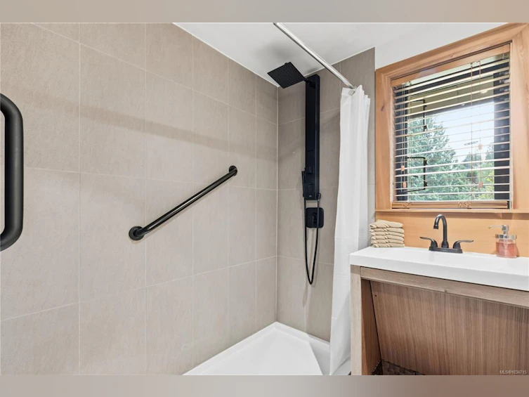 1420 Smithdale Road, Ucluelet, BC, V0R 3A0 - 25