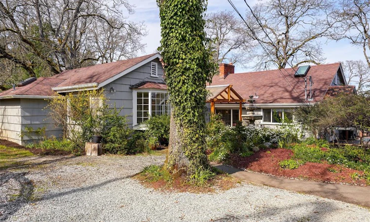 4081 Cedar Hill Road