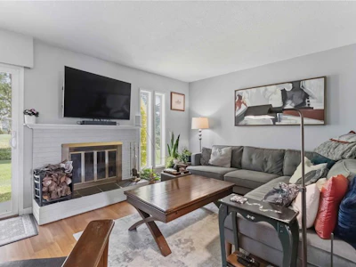 44-3987 Gordon Head Road - 4