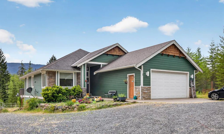 5160 Cowichan Lake Road