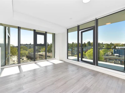 608-899 Esquimalt Road - 2