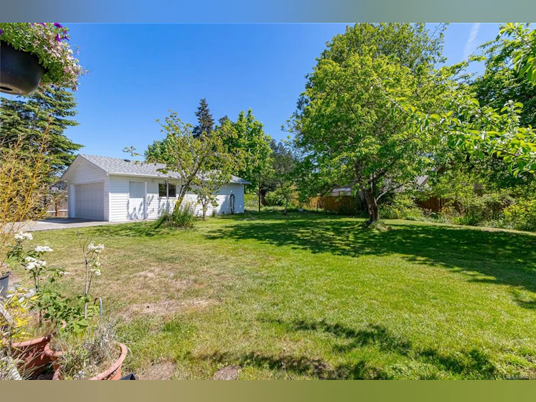 610 Chinook Avenue, Parksville, BC, V9P 1A5 - 8