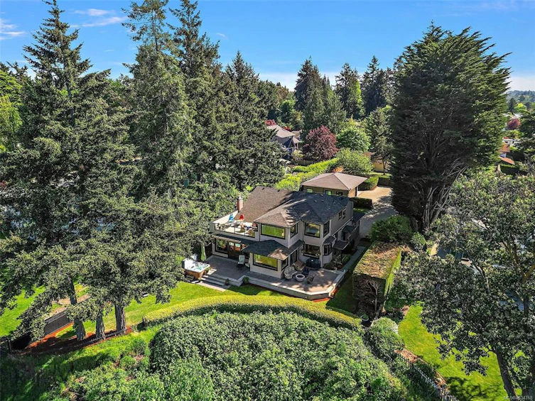 4561 Bissenden Place, Saanich, BC, V8N 3K5 - 26