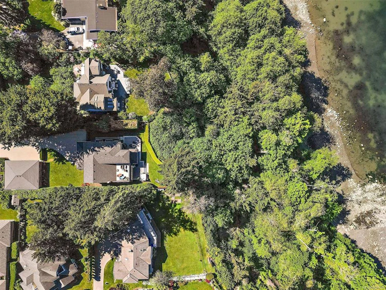 4561 Bissenden Place, Saanich, BC, V8N 3K5 - 61