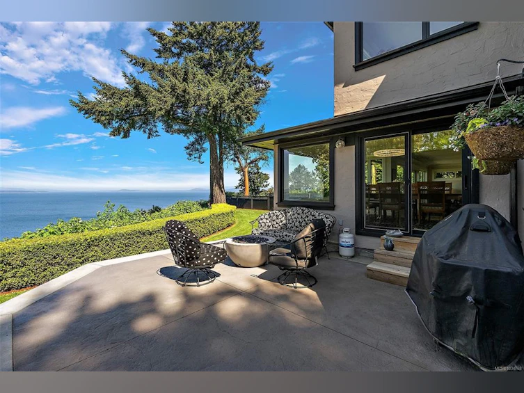 4561 Bissenden Place, Saanich, BC, V8N 3K5 - 20