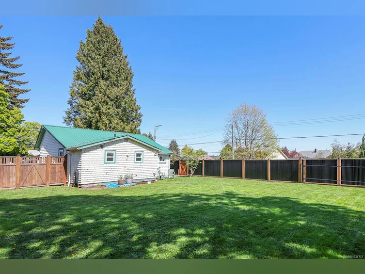 608 11th Street, Courtenay, BC, V9N 1T1 - 22