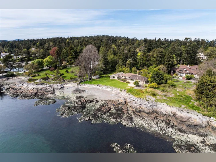 3035 Mcanally Road, Saanich, BC, V8N 1T3 - 57