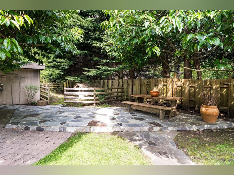 3035 Mcanally Road, Saanich, BC, V8N 1T3 - 85
