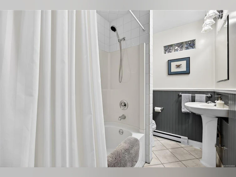 415 Dundas Street, Victoria, BC, V9A 3K1 - 21