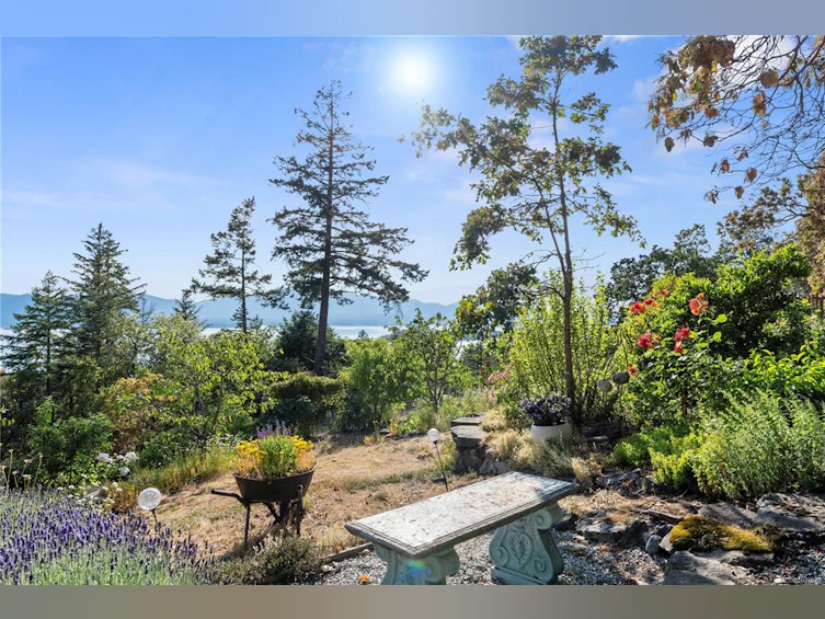 248 Suneagle Drive, Salt Spring Island, BC, V8K 1E5 - 84