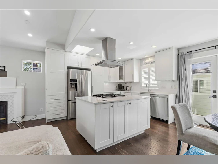 2508 Shakespeare Street, Victoria, BC, V8R 4G5 - 10