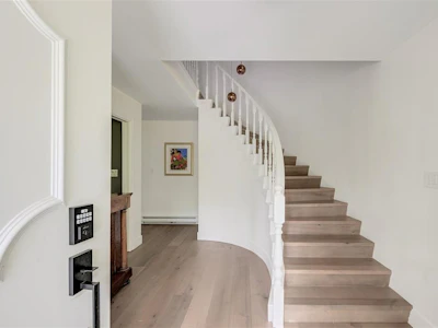 2861 Tudor Avenue - 5