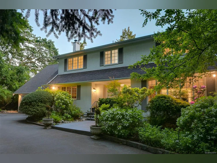 2861 Tudor Avenue, Saanich, BC, V8N 1L6 - 74