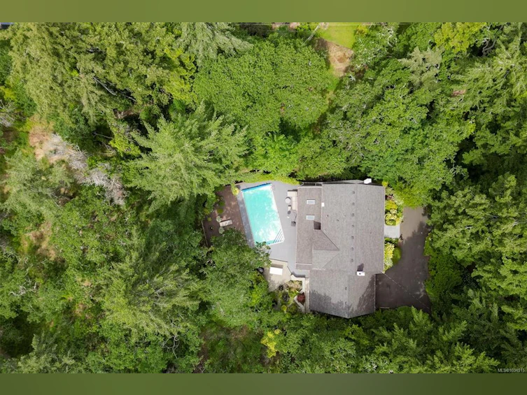 2861 Tudor Avenue, Saanich, BC, V8N 1L6 - 69