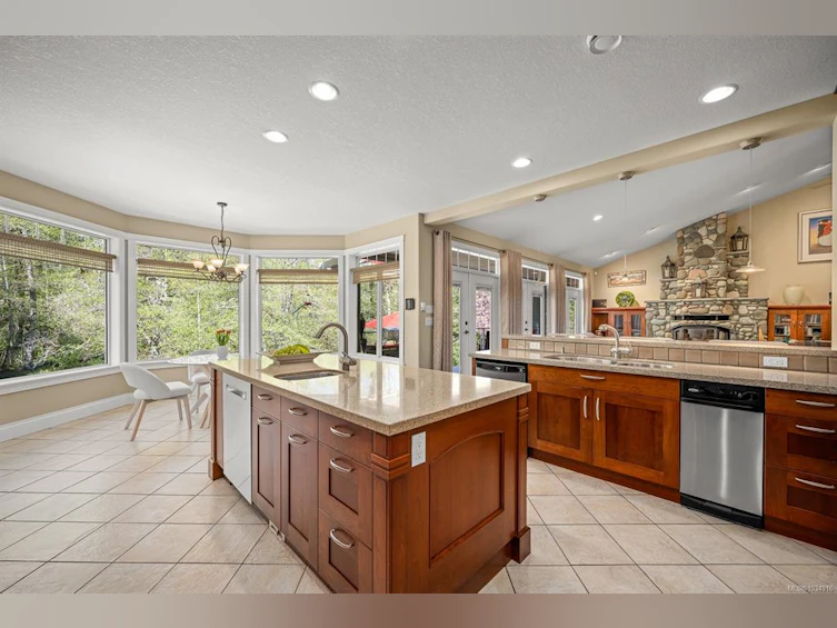 6077 Todd Road, Courtenay, BC, V9J 1P4 - 9