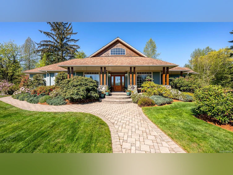 6077 Todd Road, Courtenay, BC, V9J 1P4